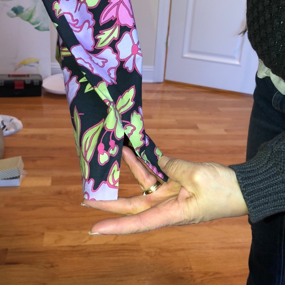 Capris supply and demand size 6 - Picture 3 of 3